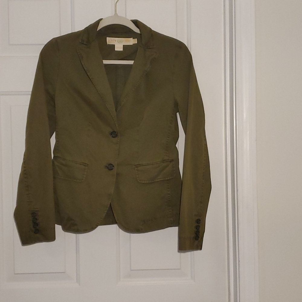 Hunter Green. 24"long. NEVER Worn.